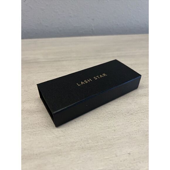 LASH Star Visionary Silk Lashes 003 One Pair Of New Lashes NIB - Picture 5 of 9
